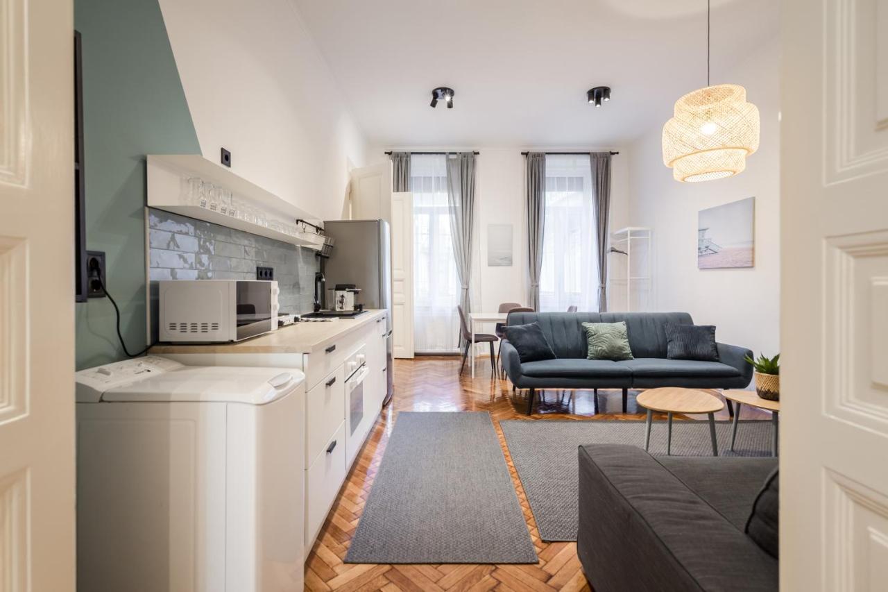 Apartment Downtown Budapest Ferenc 42 Bagian luar foto